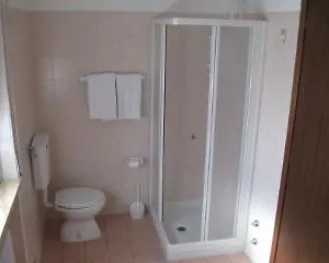 https://malpensahouse.italymilanhotels.net