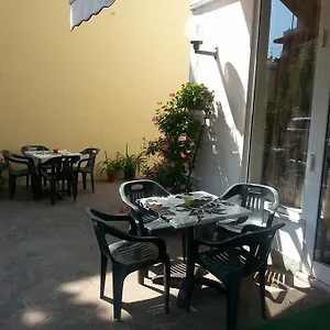 https://hotel-dallas.riccione-hotels.org